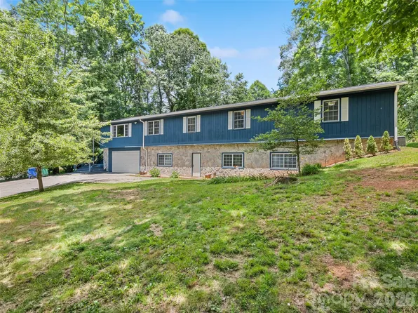 18 Bran Rick Ln, Arden, NC 28704