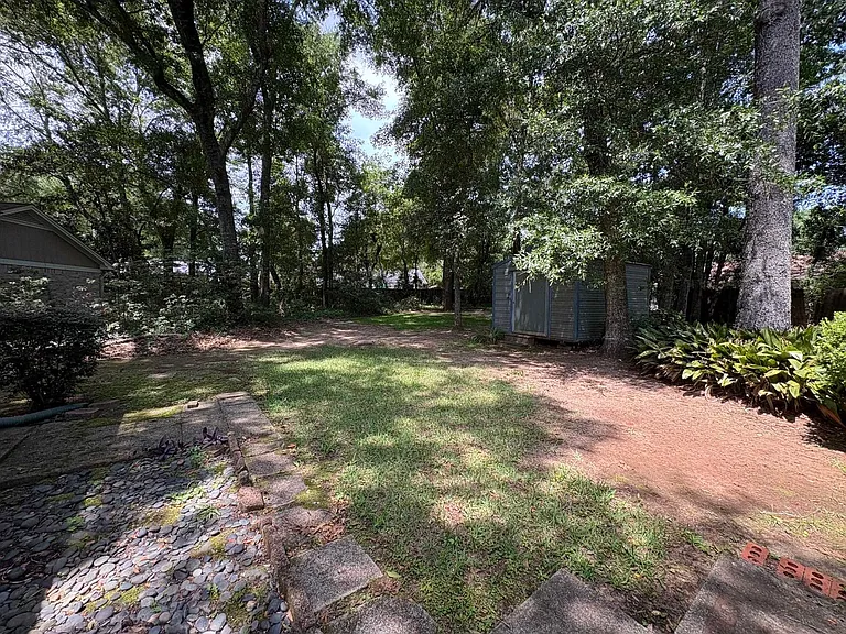 460 Merlin Ct — Photo 25