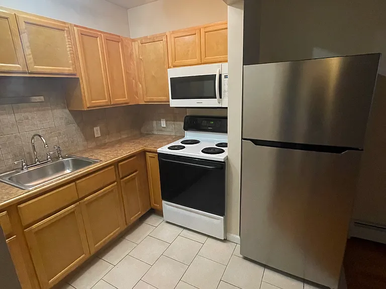 37 Central Ave #3 — Photo 18