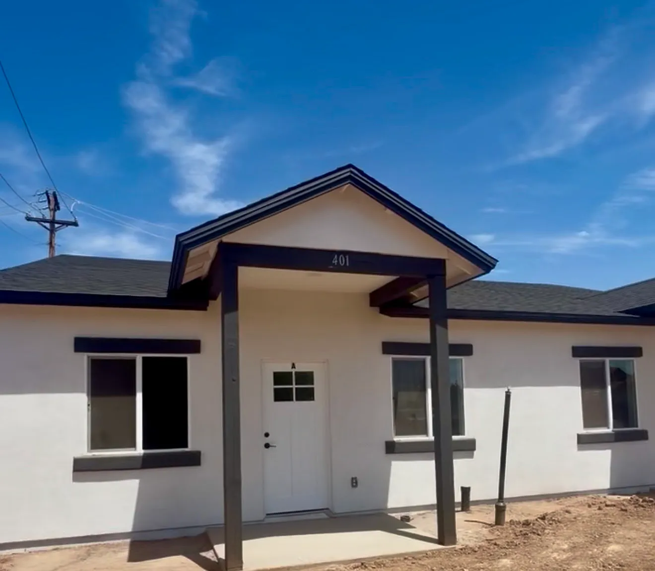 3 bed, $1,900 — Photo 2
