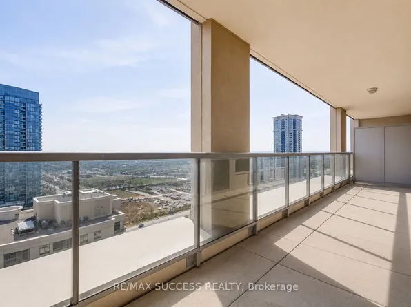 4090 Living Arts Dr #2603, Mississauga, ON L5B 4M8