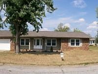 1st image of 8188 Oak Dr