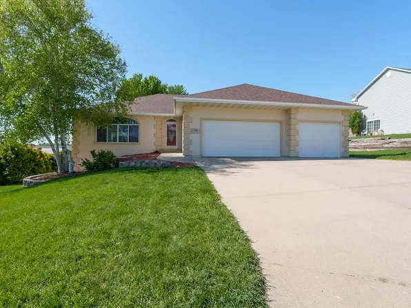 488 Titan Rd, Hinton, IA 51024