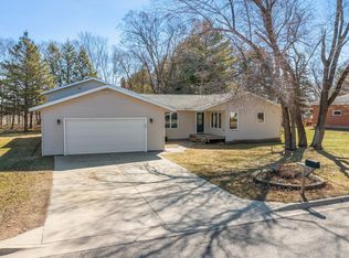 724 10th St SW, Wadena, MN 56482