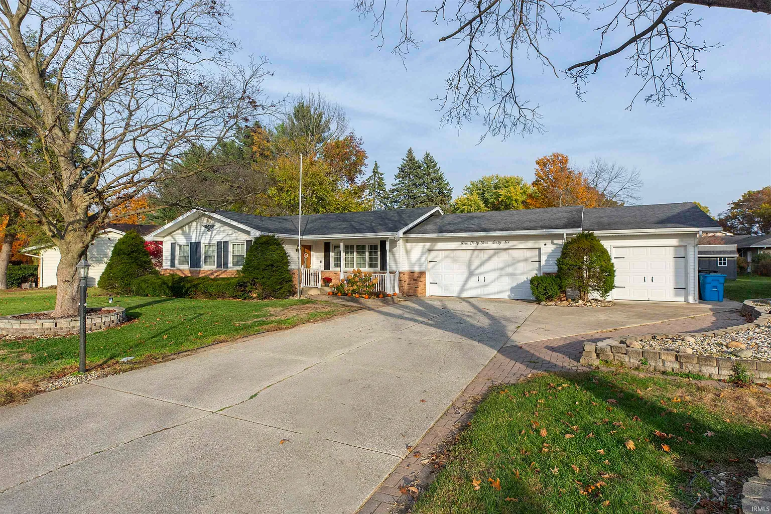54466 Faye Dr photo 1