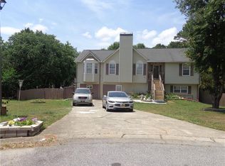 9189 Twin Oaks Ct, Jonesboro, GA 30238