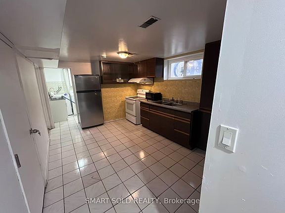5th image of 58 Emmeline Cres #Basement
