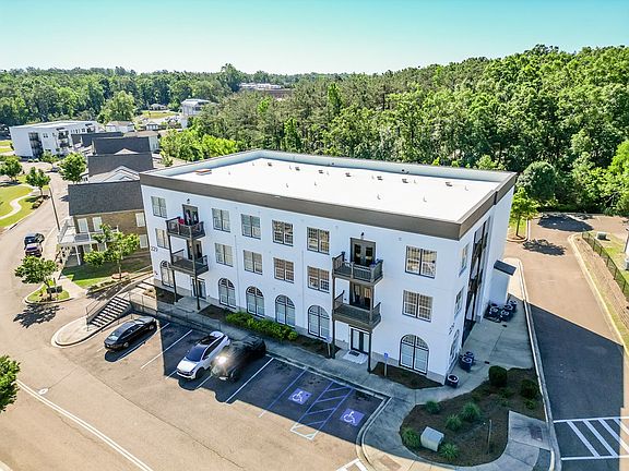 4th image of 229 Town Center Dr #22