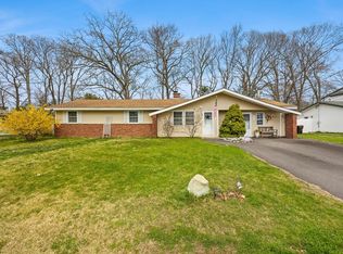 172 Lisa Dr, Brockton, MA 02302