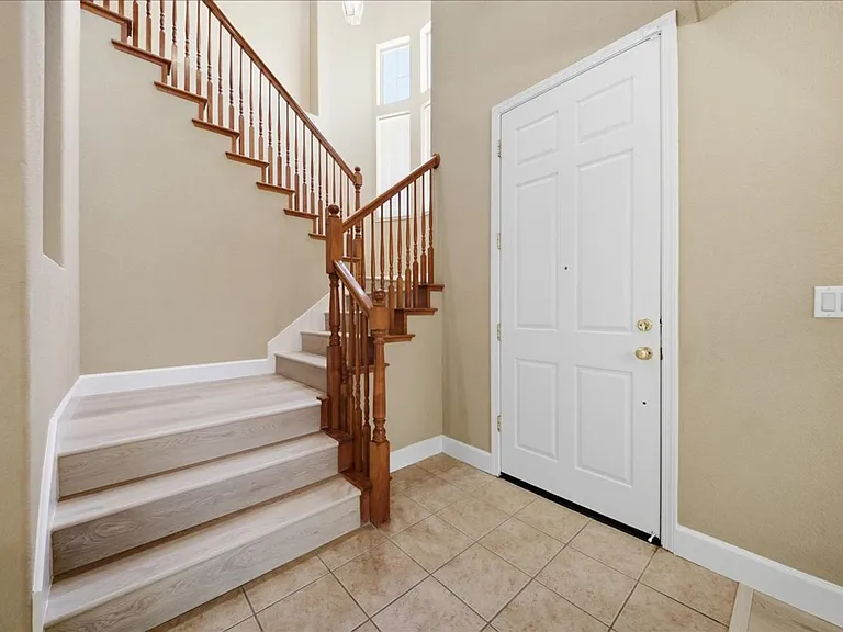 4319 Cadee Ct — Photo 3