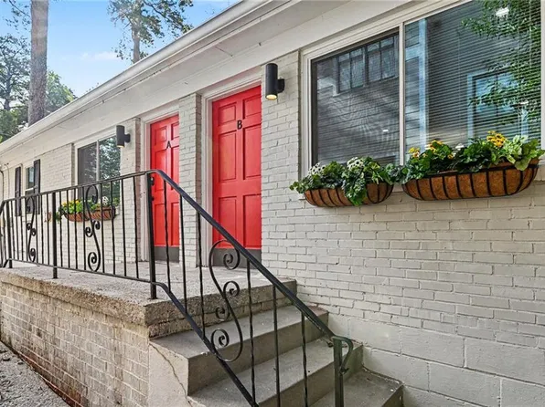2240 Stephen Long Dr NE, Atlanta, GA