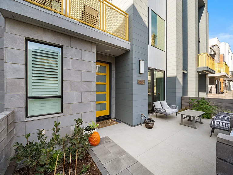 16256 Dawn Way — Photo 9