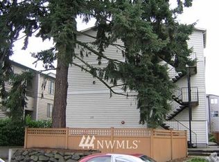 735 N 95th St #C-5, Seattle, WA 98103