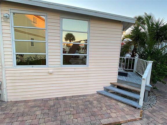 5th image of 1258 Nettles Blvd