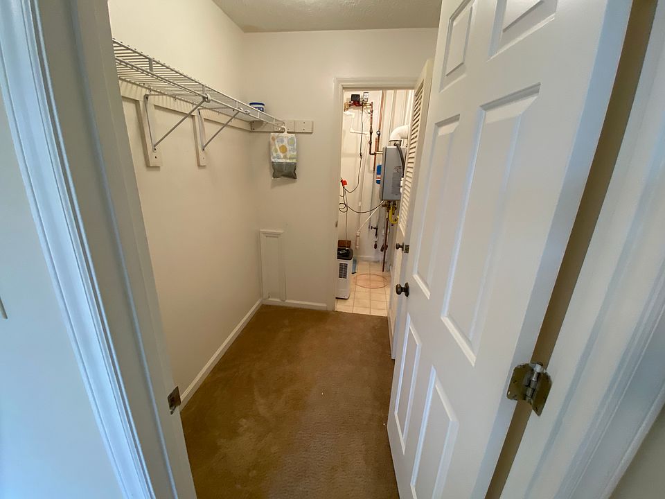 Large walk in closet in bedroom #2