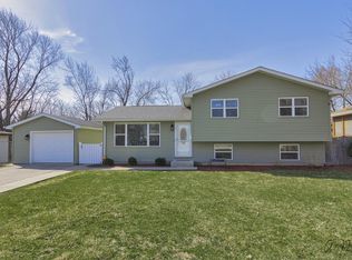 17795 W Fairfield Ln, Grayslake, IL 60030