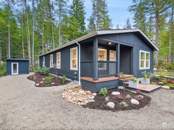 791 NE Blacksmith Drive, Belfair, WA 98528