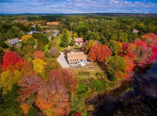 3 River Meadow Dr, Hope Valley, RI 02832