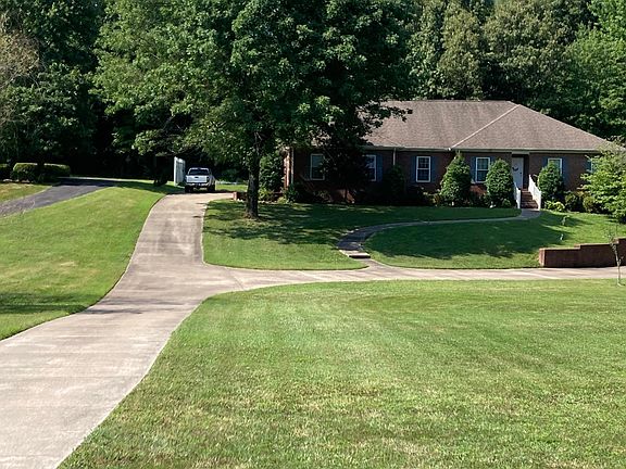 2nd image of 150 Matthew Dr