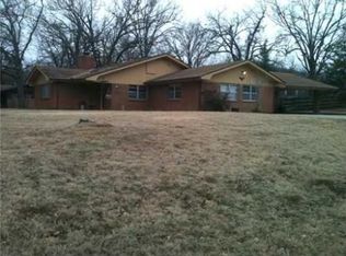 2895 N Centerwood Rd, Fayetteville, AR 72703