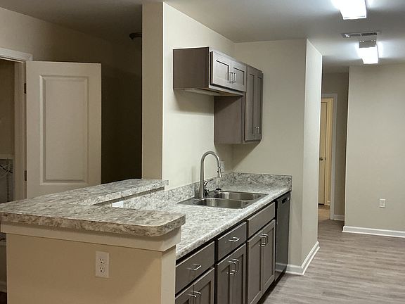 5th image of 4220 Keene Dr #Cbc0ebff5