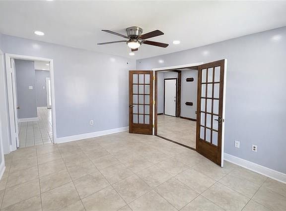 2nd image of 2152 Euclid St