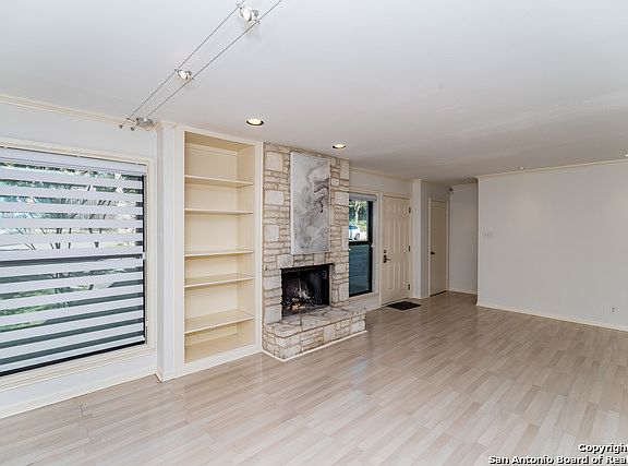 3rd image of 126 Grove Pl #1-A
