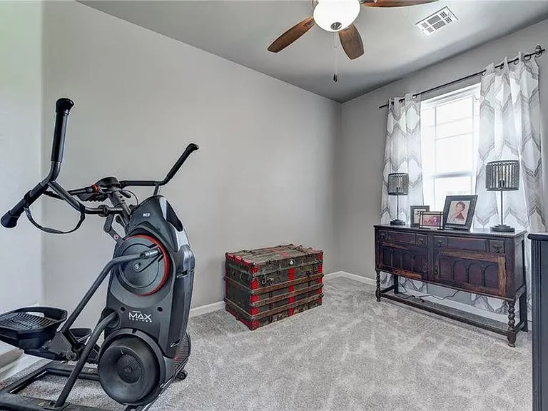 625 Placid Dr — Photo 18