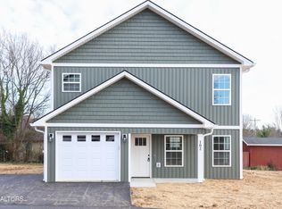 102 & 105 Ken Lewis Way, Maryville, TN 37801