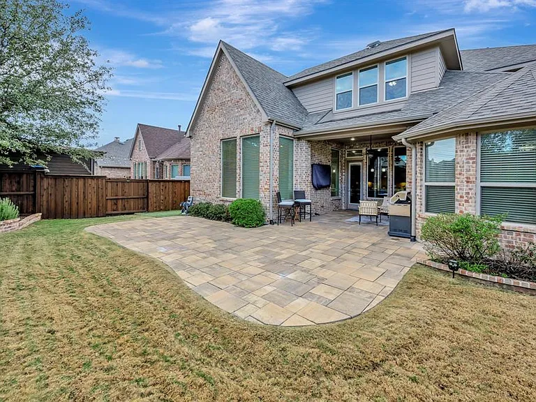 4600 Crossvine Dr — Photo 10
