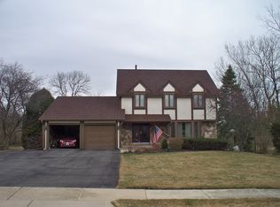 1208 Lehnertz Cir, Aurora, IL 60505