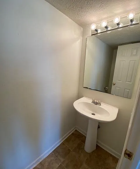 3349-3351 Edison Dr — Photo 15