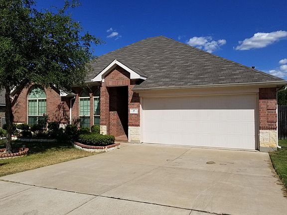 2nd image of 7 Beechcreek Dr