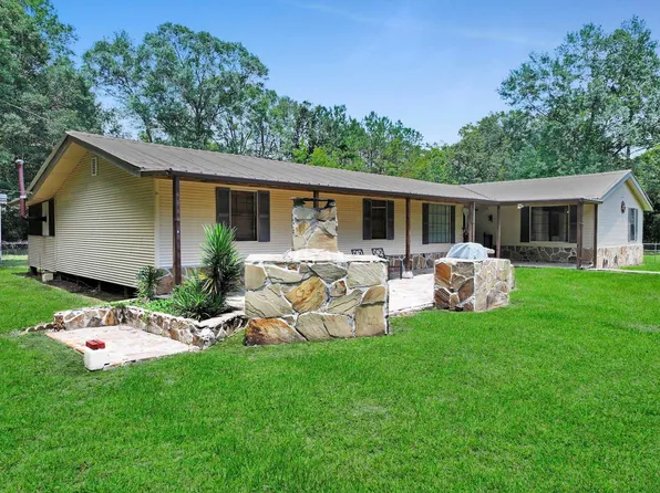 580 County Road 779, Buna, TX 77612