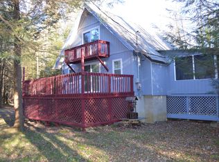 206 Lake Dr, Gouldsboro, PA