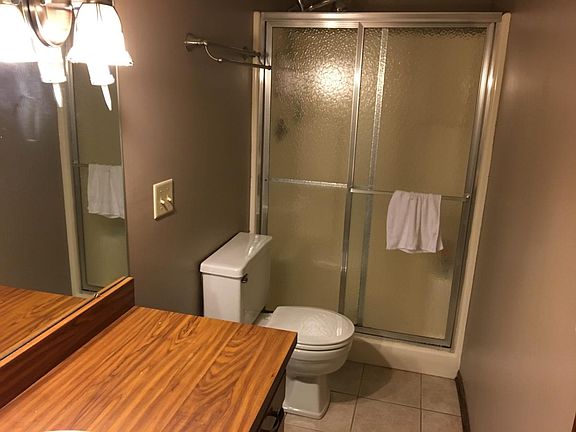 bathroom located off main bedroom