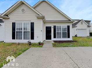 1218 Joannas Ct, Charlotte, NC 28214