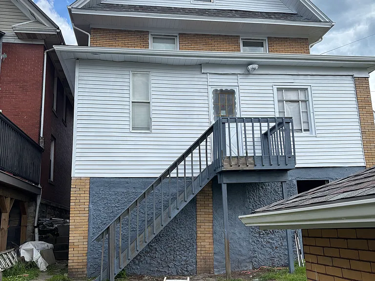 253 Ridge Ave — Photo 16