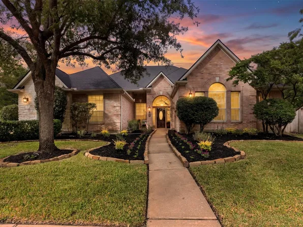 13923 Claymont Hill Dr, Cypress, TX 77429