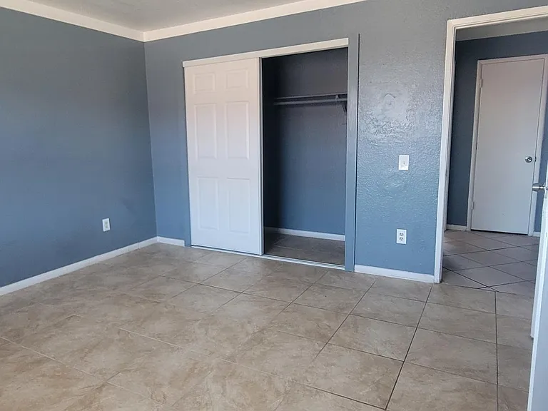 13521 Navajo Rd #6 — Photo 8