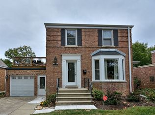 2243 S 3rd Ave, North Riverside, IL 60546