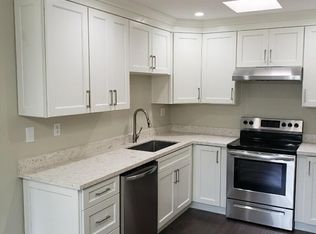 308 Hill St APT 7, Capitola, CA 95010