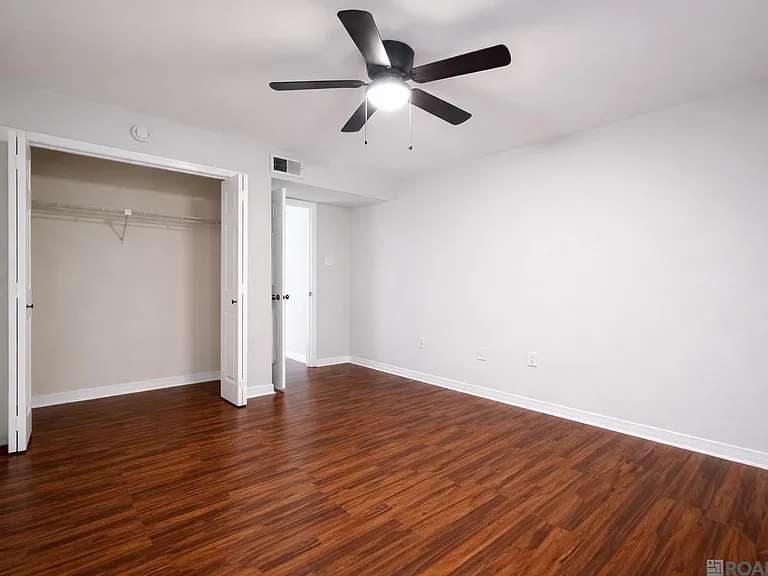 224 Ocean Dr #107 — Photo 7