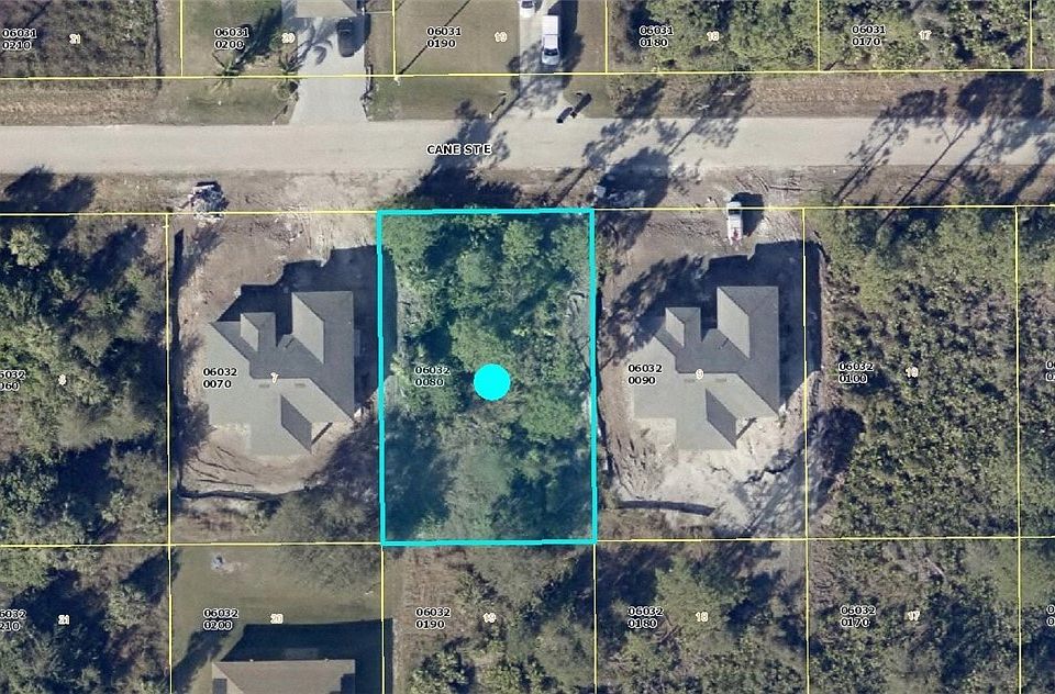 1st image of 752 Cane St E