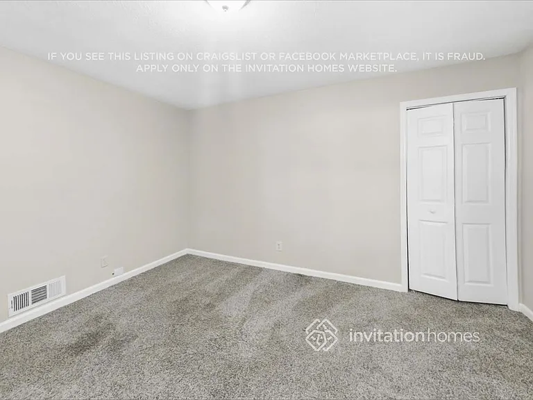 624 Princess Cir — Photo 16