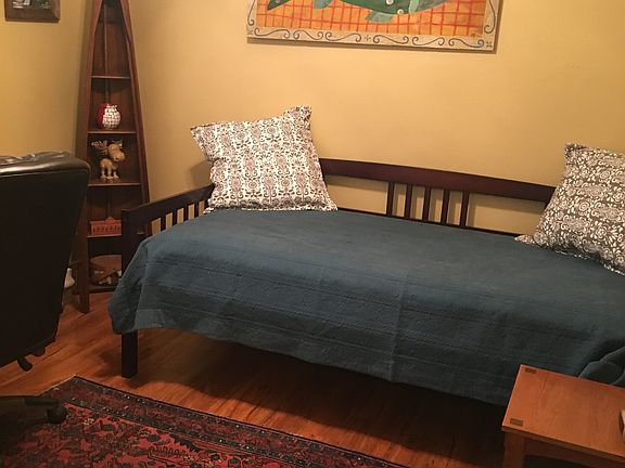 Bedroom/Office