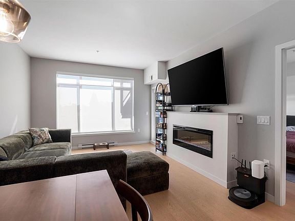 5th image of 9775 4th St #303