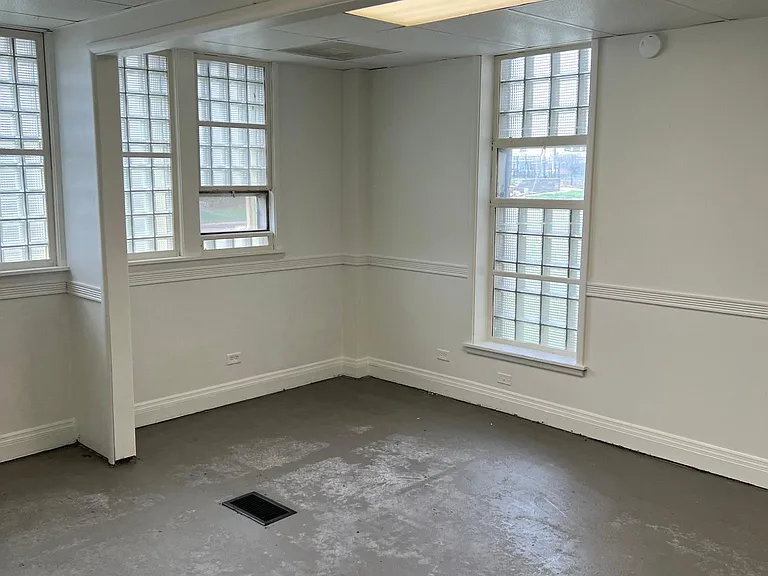 366 W Prairie Ave #1B — Photo 6