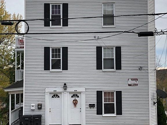 3rd image of 552 Washington St