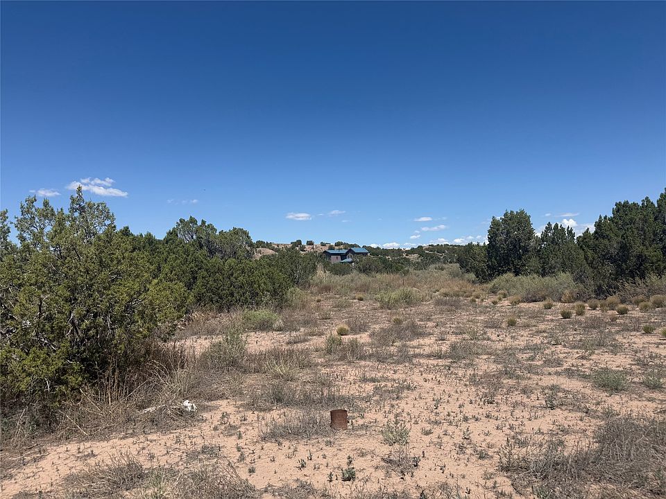 2nd image of 13 Rockridge Rd